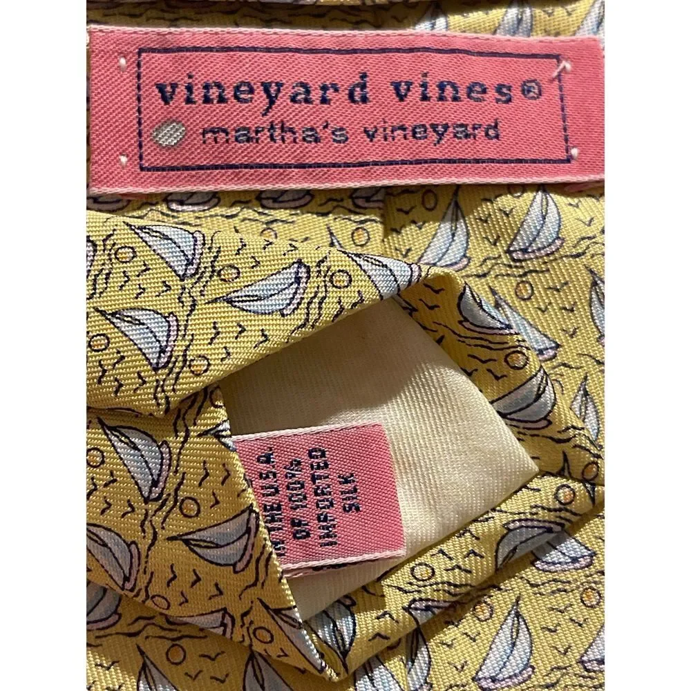 Vineyard Vines Martha's‎ Vineyard Sailboat Print Silk Tie Yellow Nautical Z-2